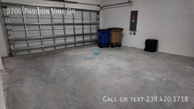 Building Photo - 3700 Passion Vine Dr