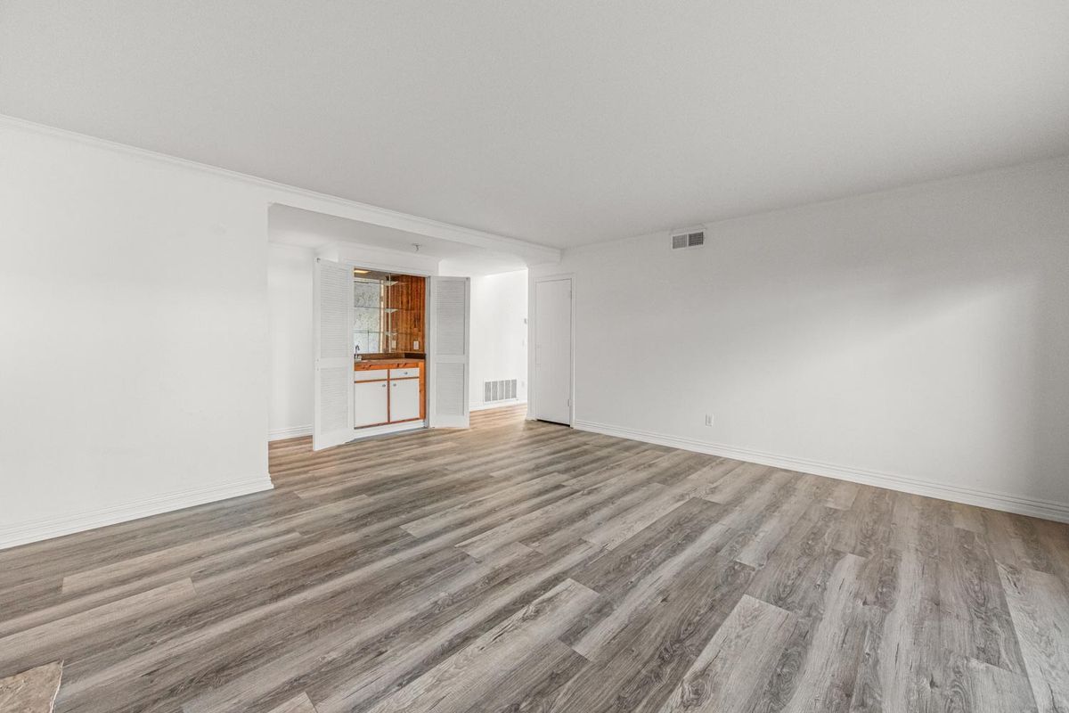 Building Photo - 32023 Wallington Ct