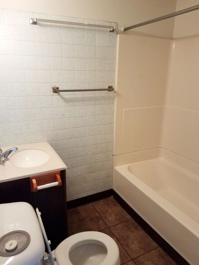 Building Photo - tf1503