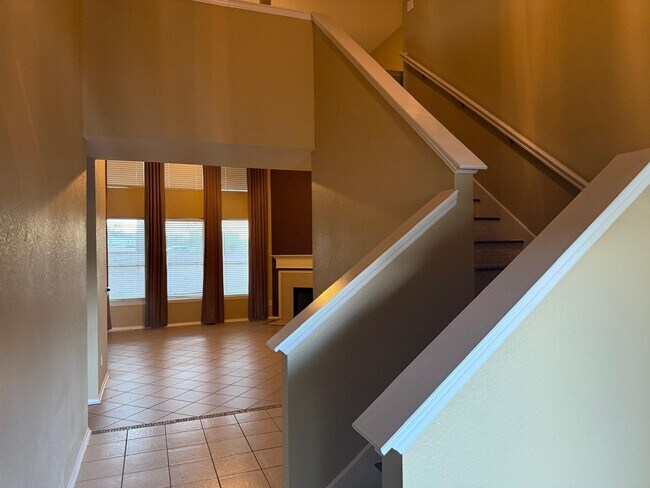 Building Photo - 8406 Manassas Ln