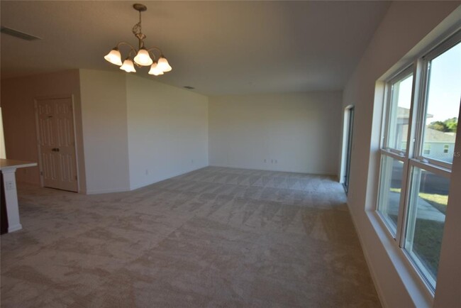 Building Photo - 173 Luxmore Rd