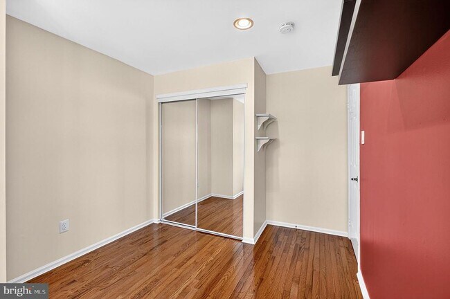 Building Photo - 34 Chicopee Dr