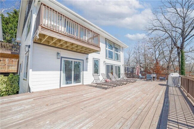 Building Photo - 5997 Warpath Rd