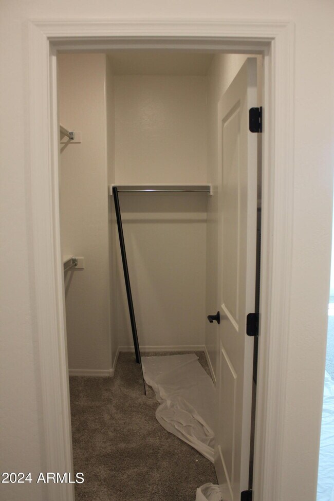 Building Photo - 2628 S Voyager Dr