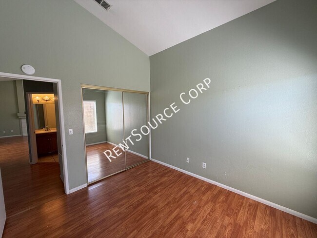 Building Photo - 42803 Fanchon Ave