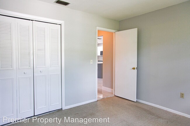 Building Photo - 2 br, 1 bath House - 1097 San Remo Avenue