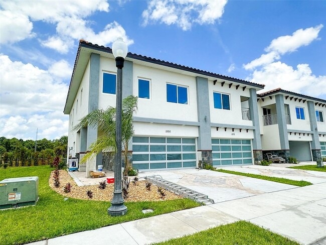 Building Photo - 1866 Brentwood Ct
