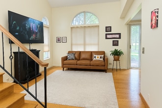 Building Photo - 1286 Cranbrook Dr
