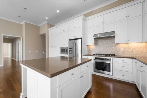 Building Photo - 124 Hayseed