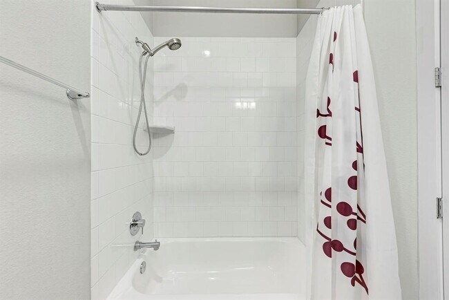 Building Photo - 3108 E 51st St