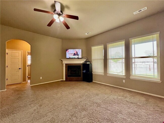 Building Photo - Nice House In SE Fayetteville