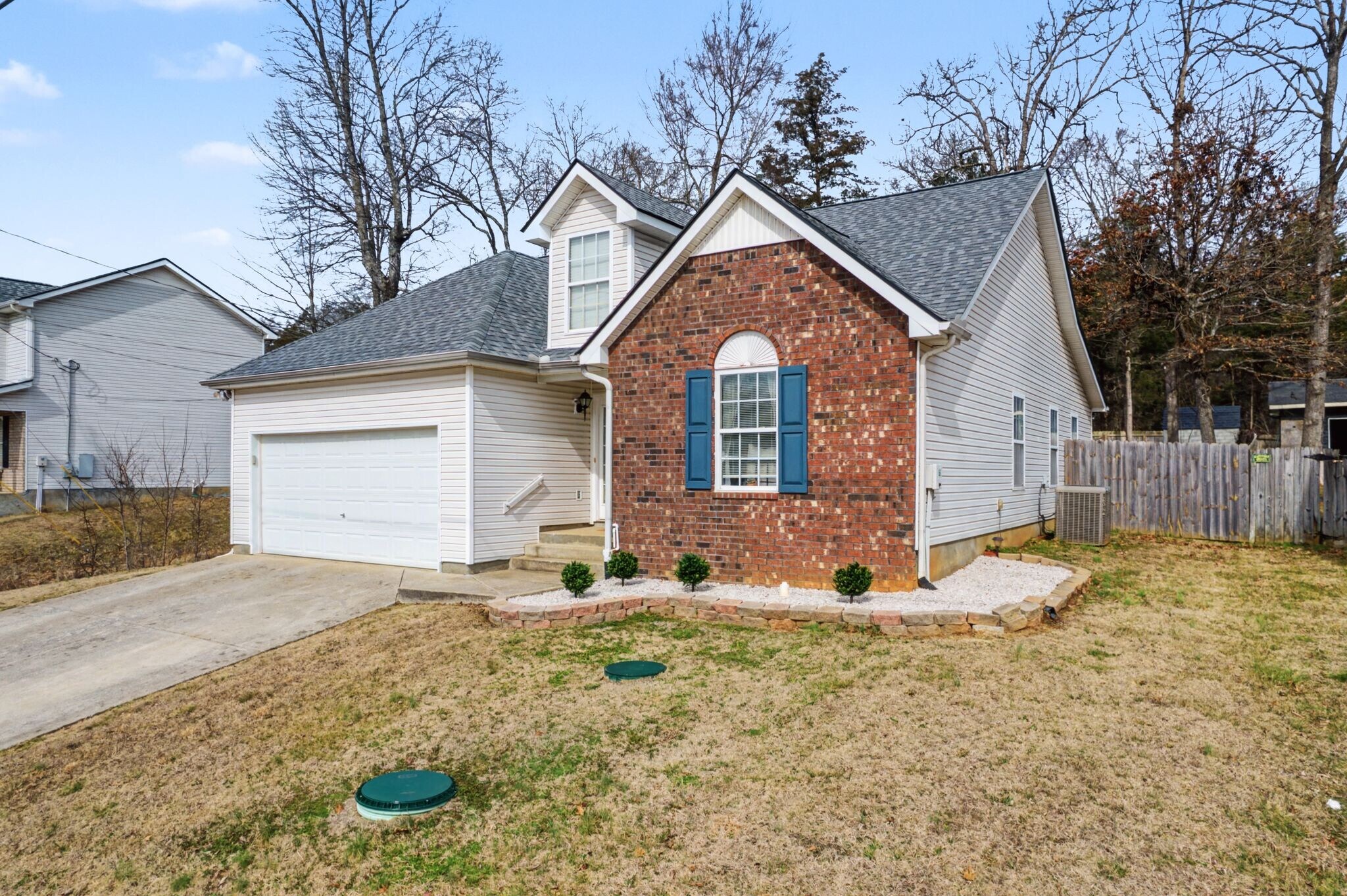 Building Photo - 401 Niagra Ln