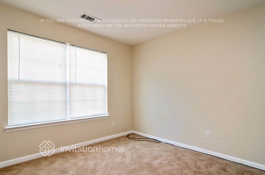 Building Photo - 124 Meadow Ct