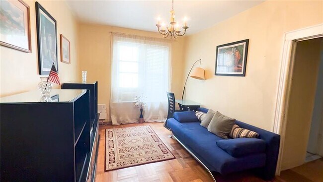 Building Photo - 3039 Ocean Pkwy