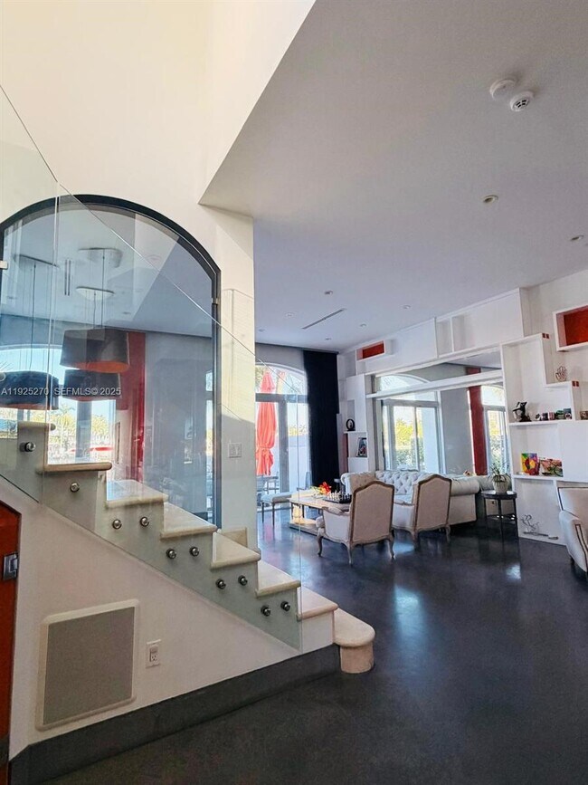 Building Photo - 21025 NE 38th Ave