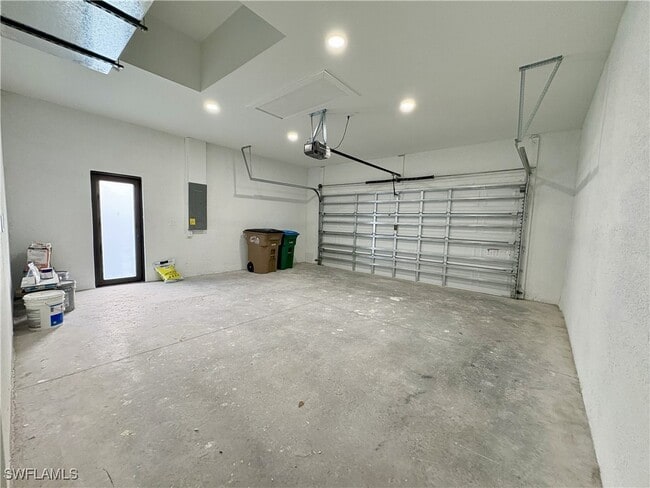 Building Photo - 2709 NW 5th St
