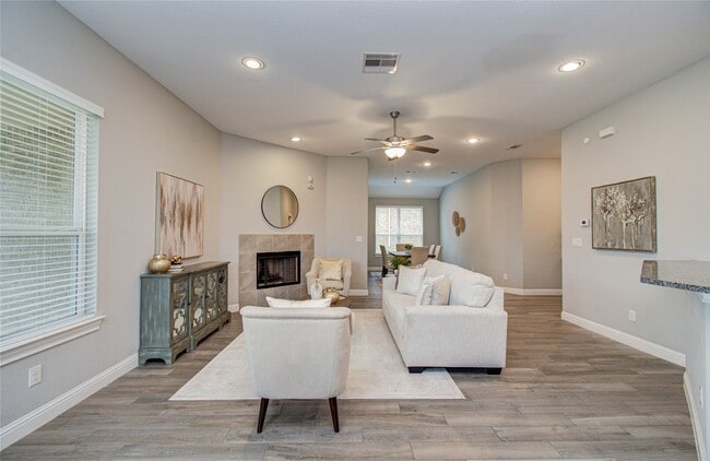 Building Photo - 19029 Villa Ln