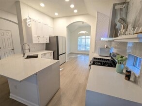 Building Photo - 2008 Petrified Forest Dr