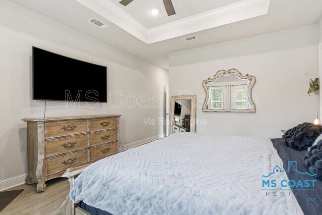Building Photo - 5159 Fairbury Way