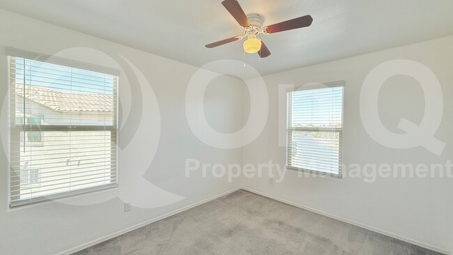 Building Photo - 40633 W Helen Ct