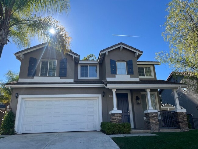 Building Photo - 30133 Destiny Dr