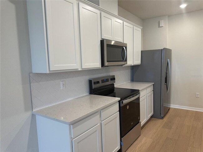 Building Photo - 6370 Tabebuia Pkwy