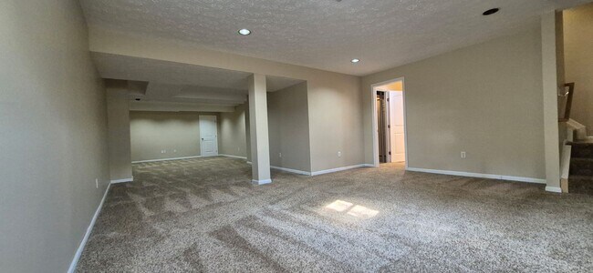 Building Photo - 2999 Iowa Ct