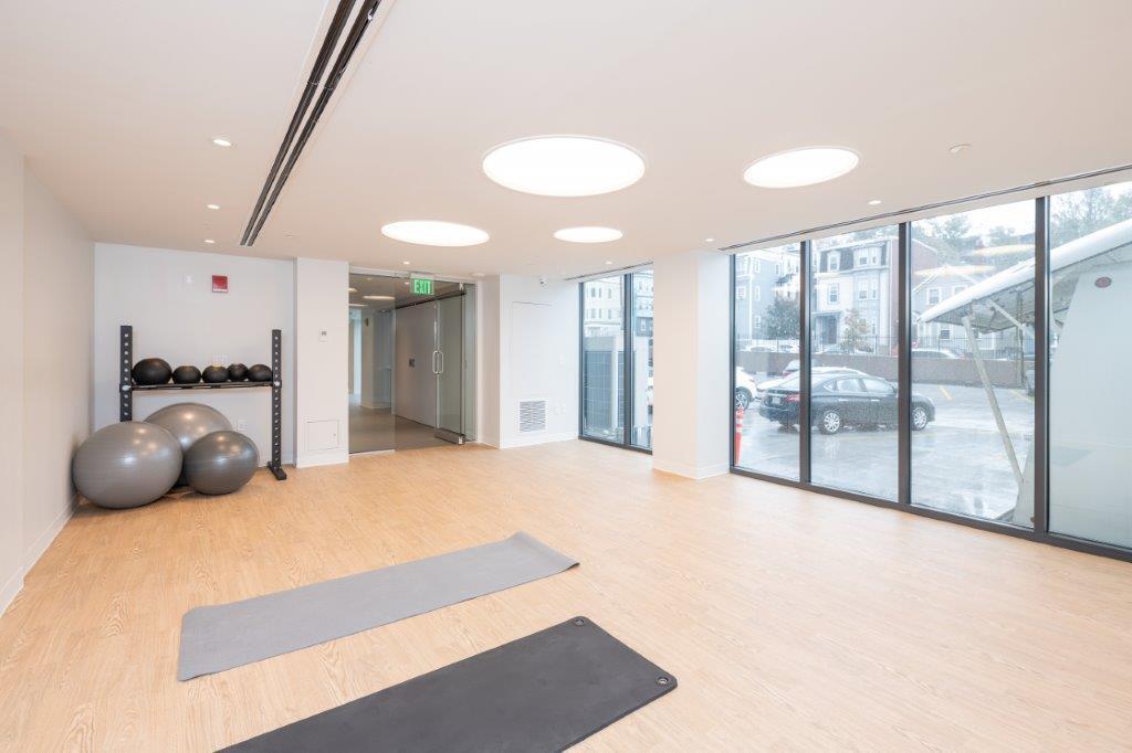 Building Photo - 1424 Columbia Rd