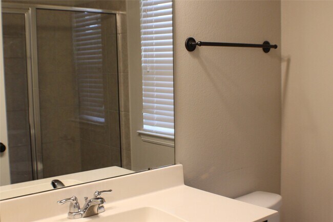 Building Photo - 8115 Anderwood Knl Trce