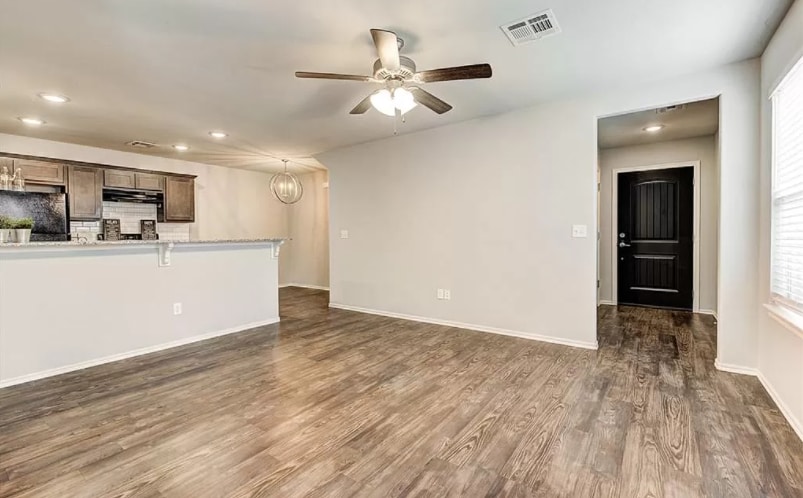Building Photo - 8811 SW 45th St