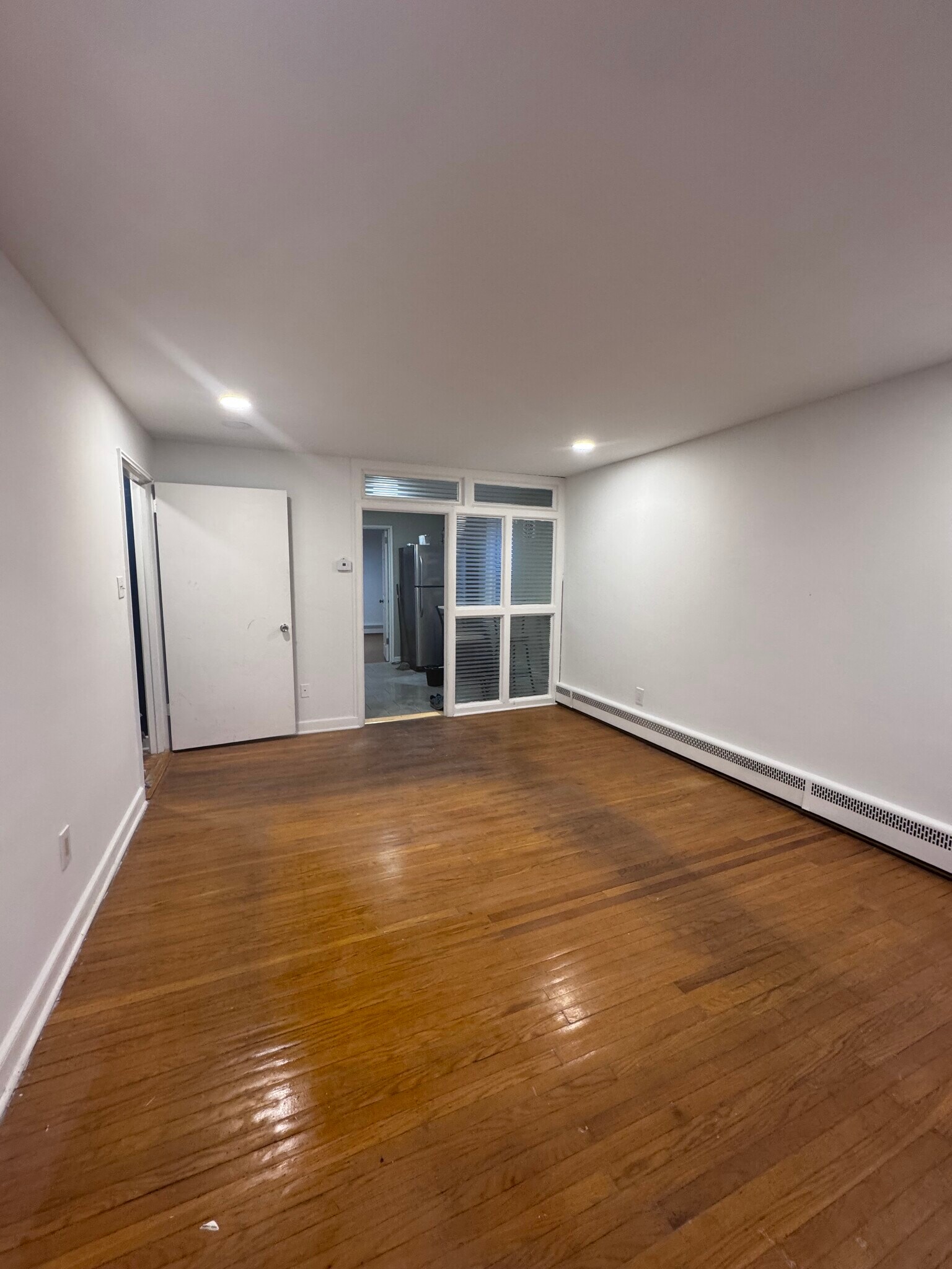 Building Photo - 330 Magee Ave