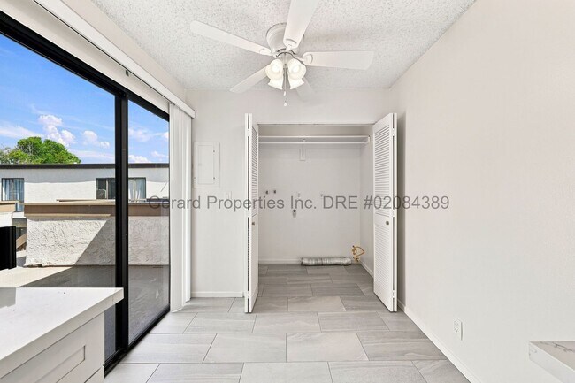 Building Photo - 16762 Viewpoint Ln