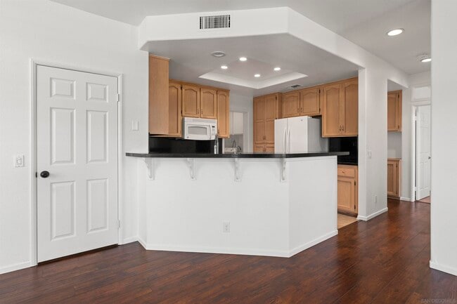 Building Photo - 12650 Springbrook Dr
