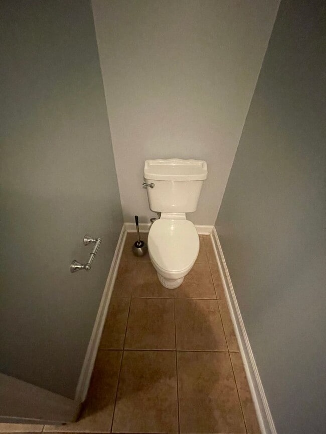 Building Photo - Eagle Landing Subdivision - Hardwood Flooring!  1/2 Off 1st Month Rent w/12 Month Lease.