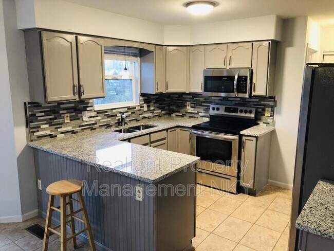 Building Photo - 6338 Remington Cove