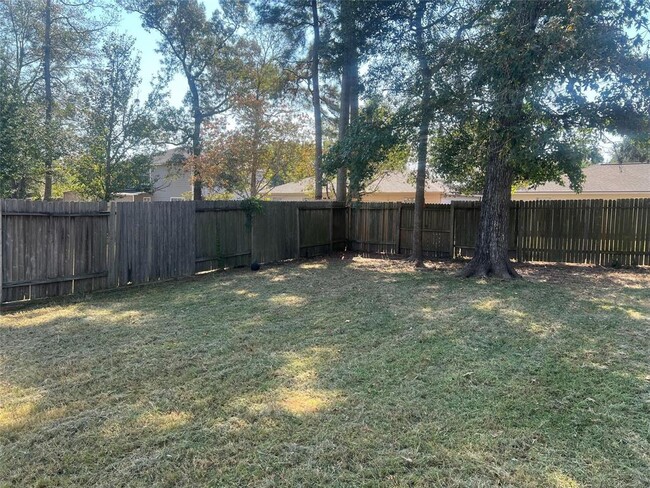 Building Photo - 16320 Sun View Ln