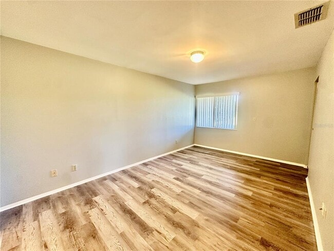 Building Photo - 7903 Waterview Way