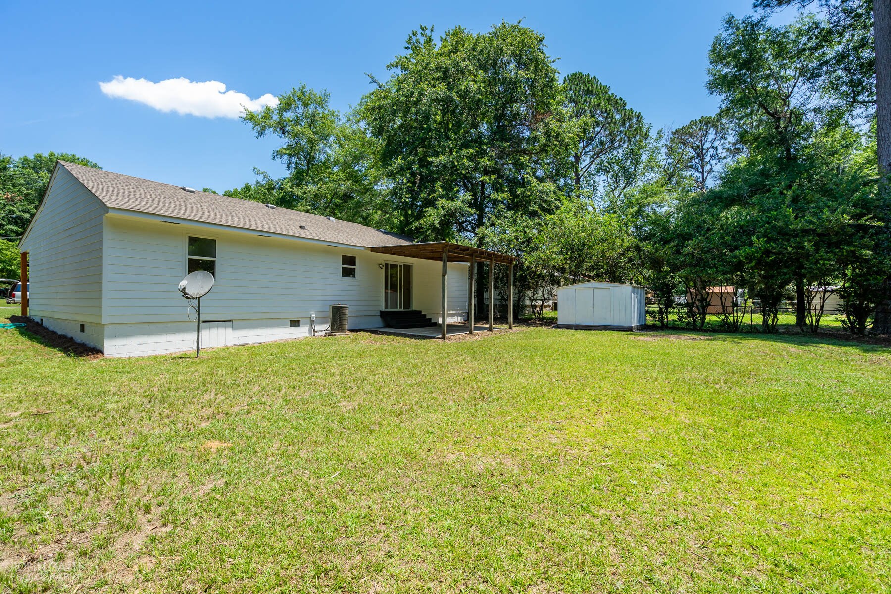 Backyard view of home - 502 Cherokee Court