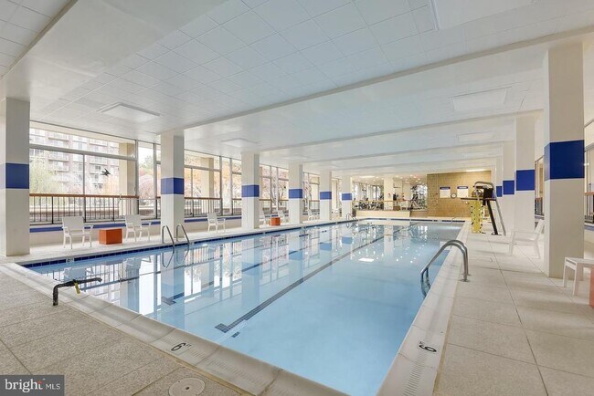 Building Photo - 520 N St SW