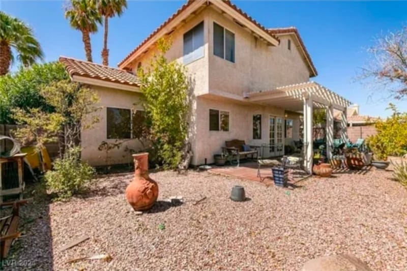 Building Photo - 1834 Escondido Terrace
