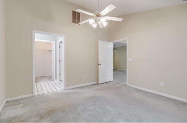 Building Photo - 225 Lawson Dr