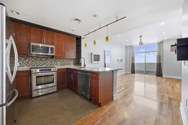 Building Photo - 201 Marin Blvd