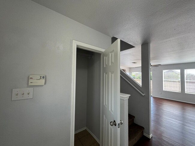 Building Photo - 2-Story Home on a Corner Cul-de-Sac in West San Antonio