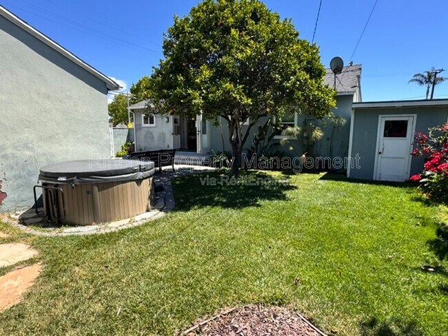 Building Photo - 517 Valmore Ave