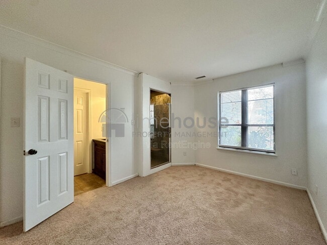 Building Photo - 4611 Fern Oak Ct.