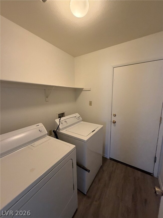 Building Photo - 6428 Old Colonial Way