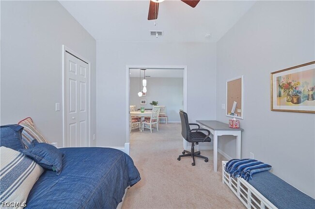 Building Photo - 14550 Glen Cove Dr
