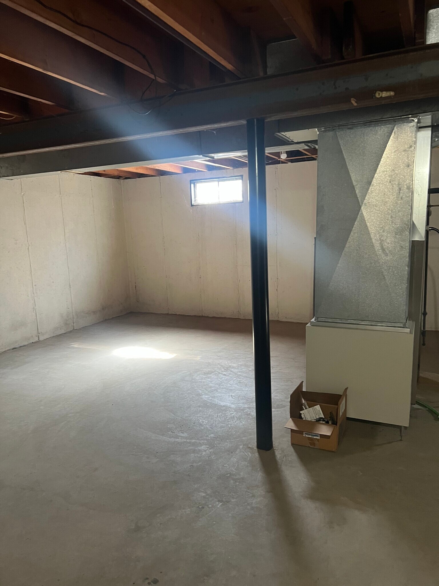 Building Photo - 1825 Ontario Dr