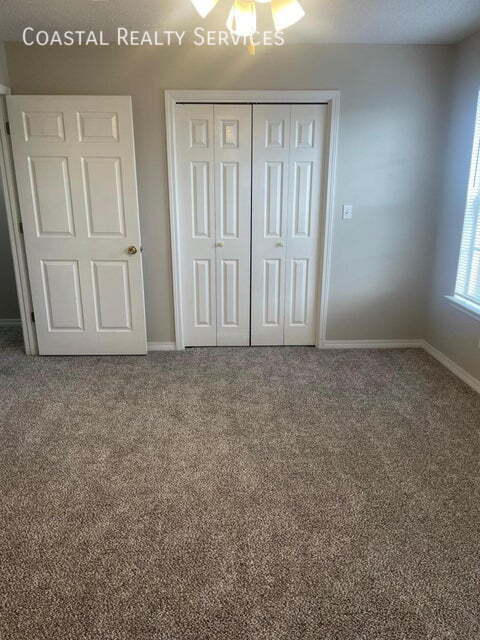 Building Photo - 2269 Whitman Ln