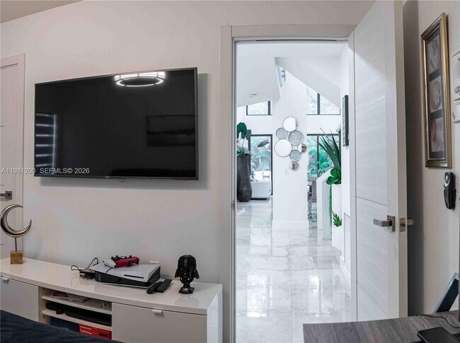 Building Photo - 4957 NW 93rd Doral Pl